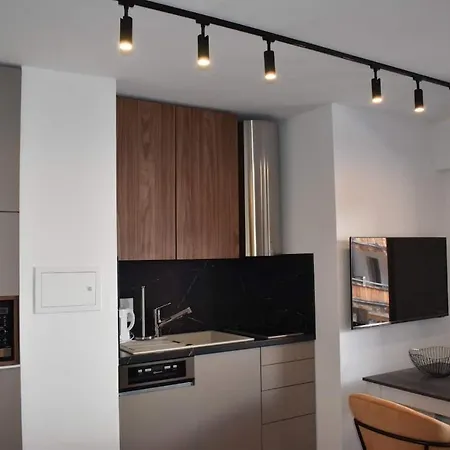 La Perle Montana 克莱恩 蒙塔纳